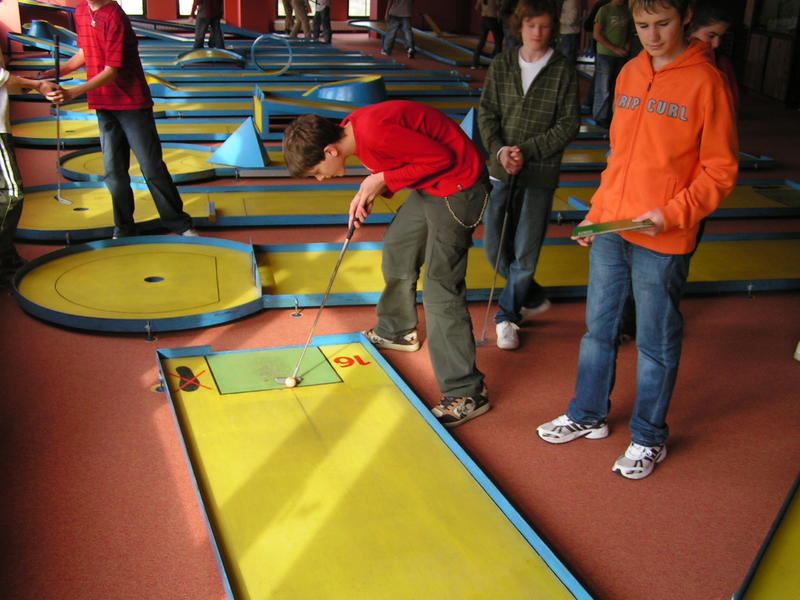 components/com_spgm/spgm/gal/sport/minigolf_08/pict0024.jpg