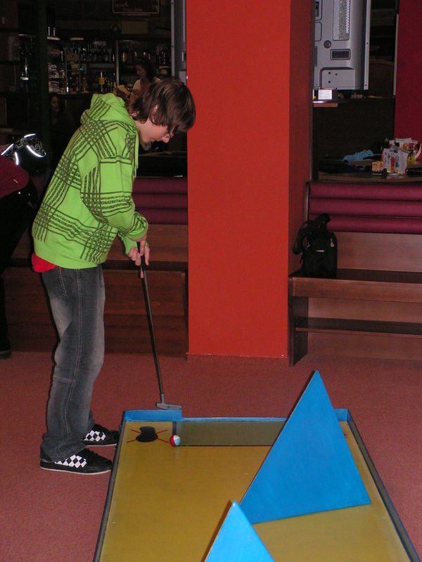 components/com_spgm/spgm/gal/sport/minigolf_09/pict0023.jpg